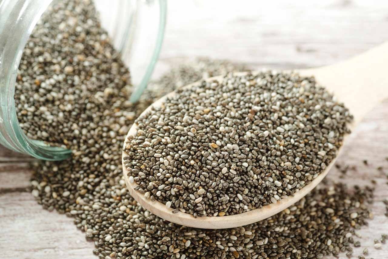 hat-chia-trang-hay-hat-chia-den-tot-hon