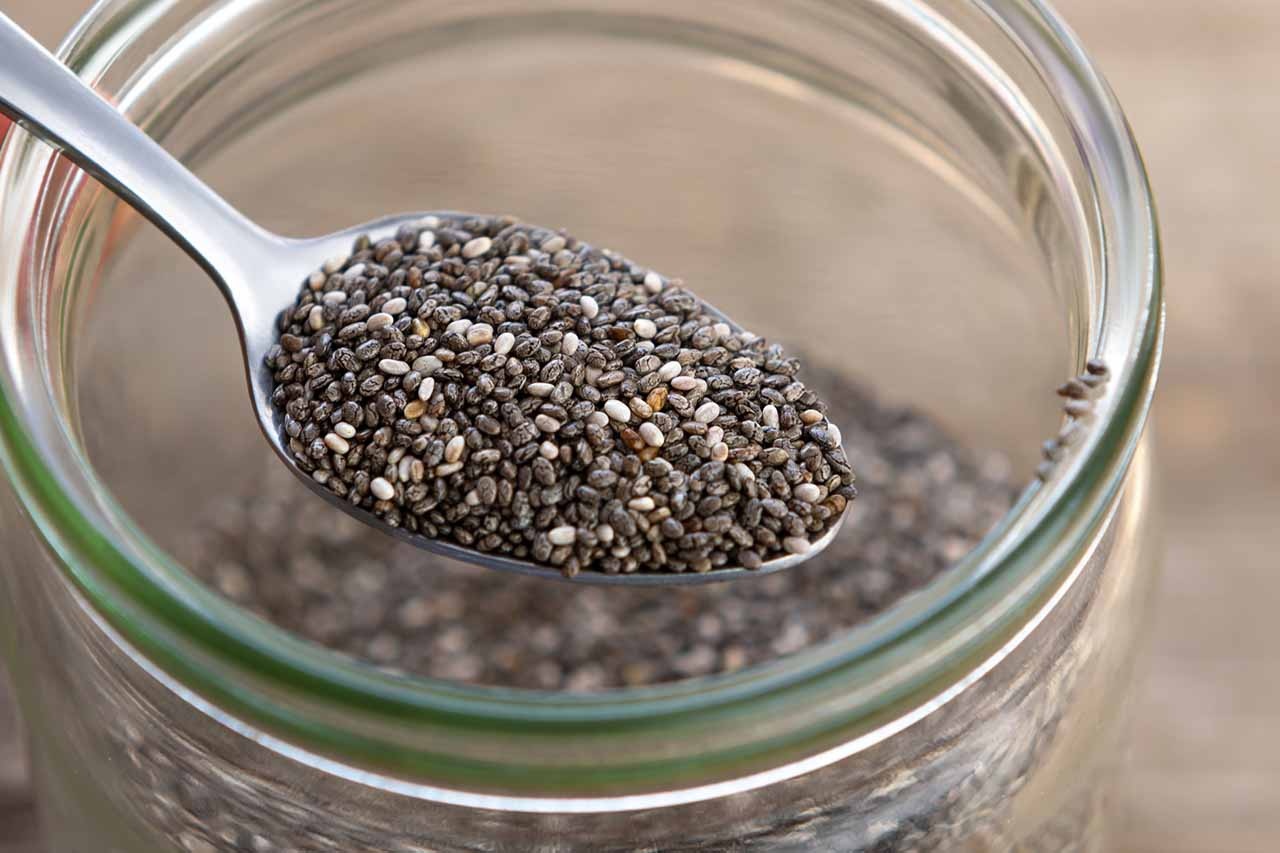 thanh-phan-dinh-duong-trong-100g-hat-chia